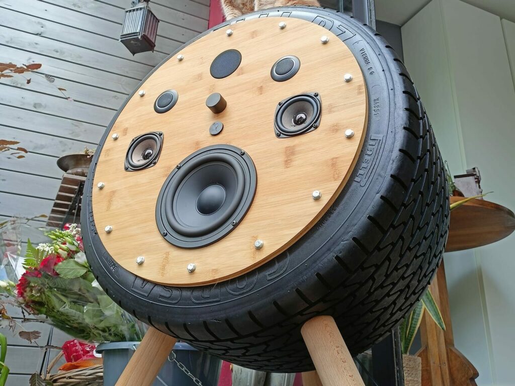 pneu enceinte bluetooth