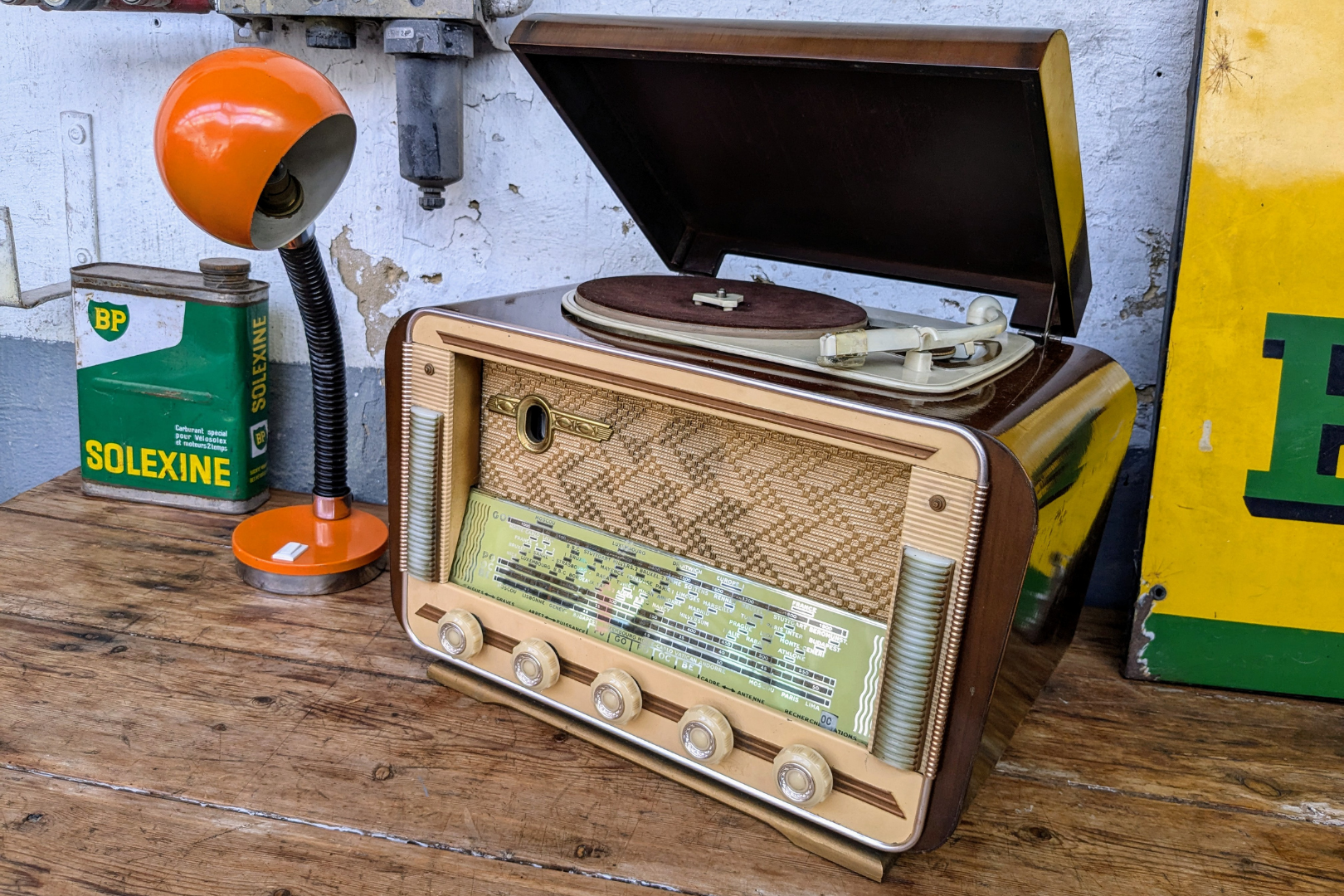 Poste TSF Imperator Harlem Radio-phono à moderniser en enceinte Bluetooth