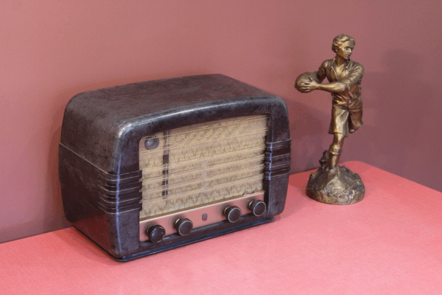 Poste TSF Philips 491 U à moderniser en enceinte Bluetooth