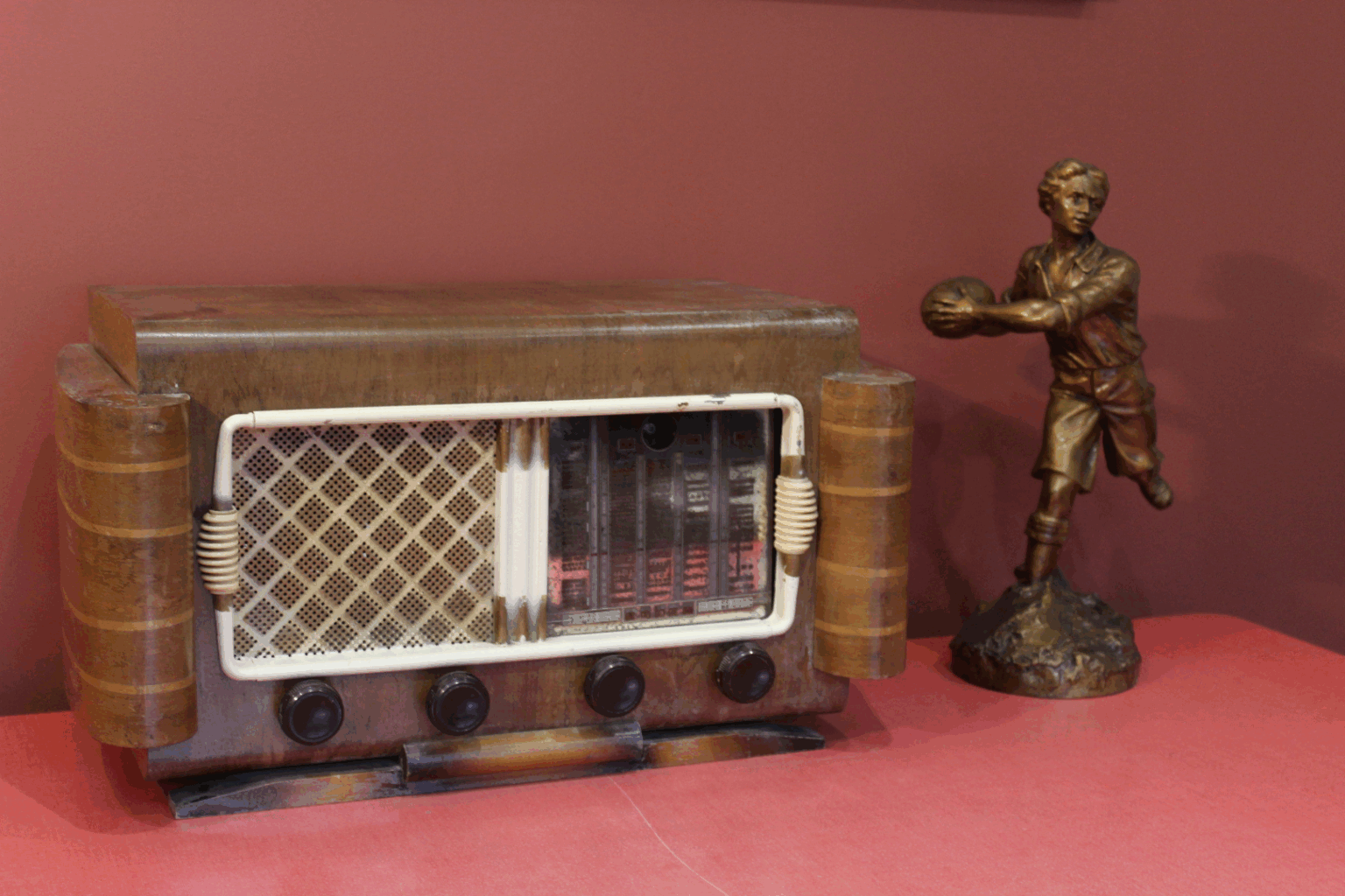 Poste TSF Reela Prestige 5 gammes à moderniser en enceinte Bluetooth