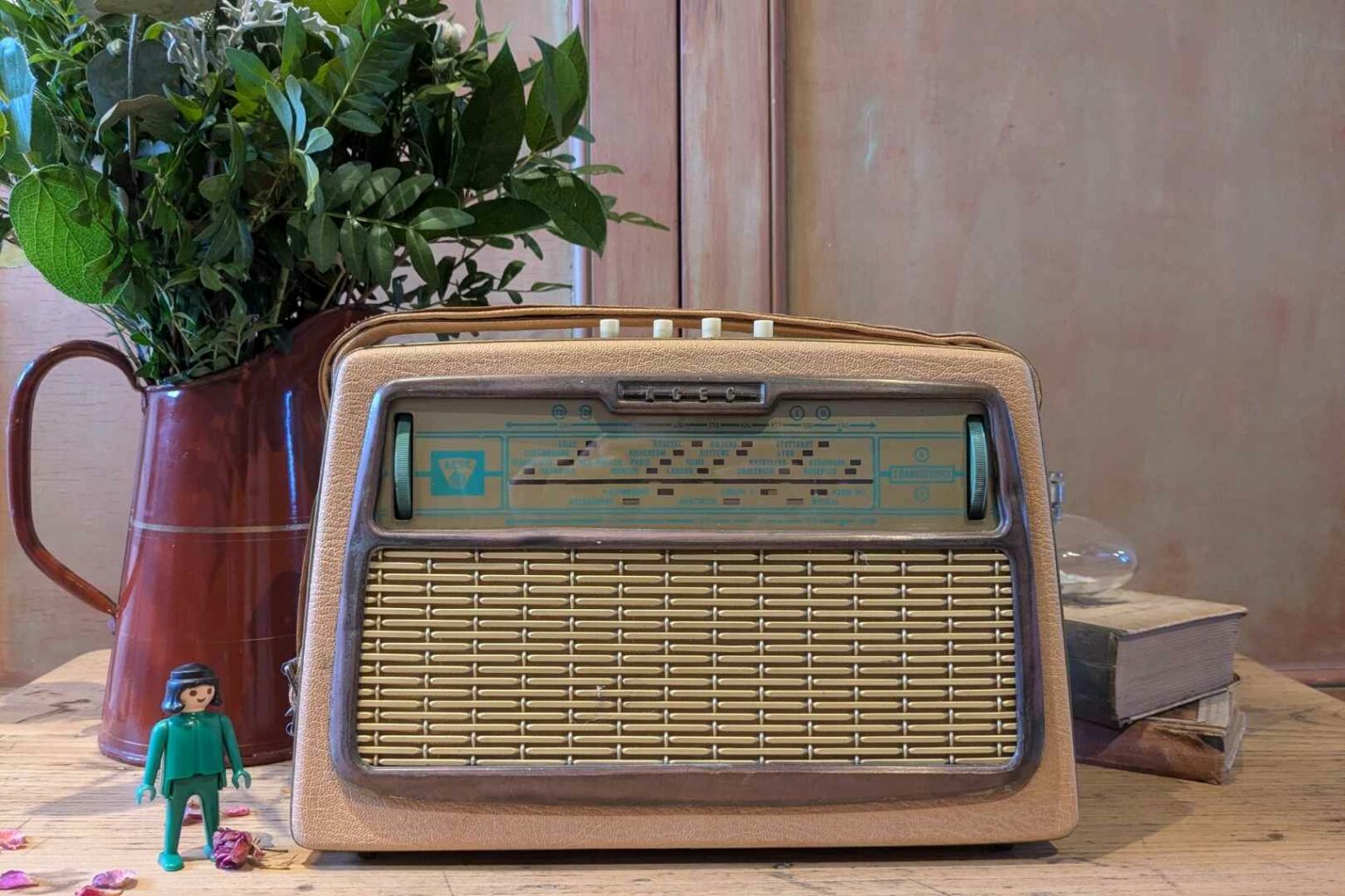 Poste TSF ACEC 5152 Côte d'azur à moderniser en enceinte Bluetooth