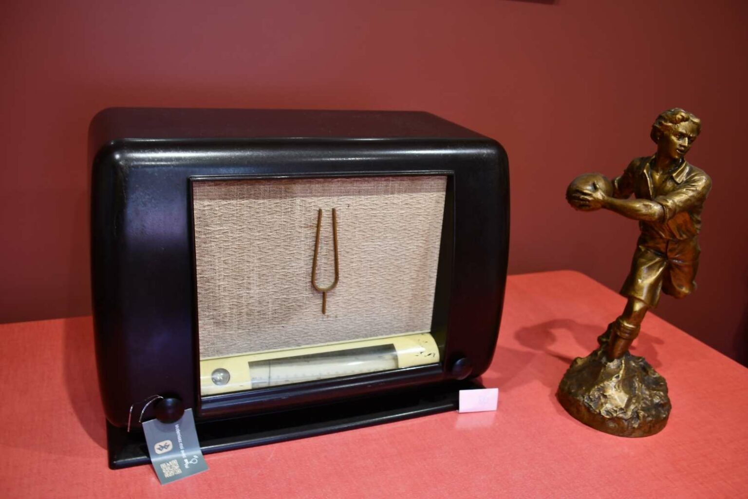 Poste TSF Ducretet Thomson D 736 B à moderniser en enceinte Bluetooth