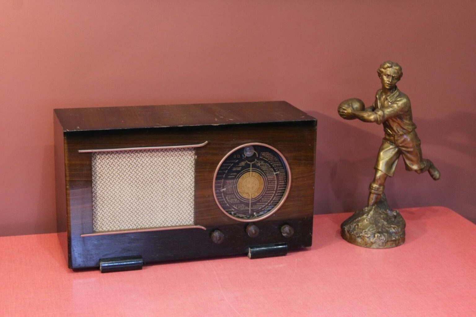 Poste TSF Ondia 196 à moderniser en enceinte Bluetooth