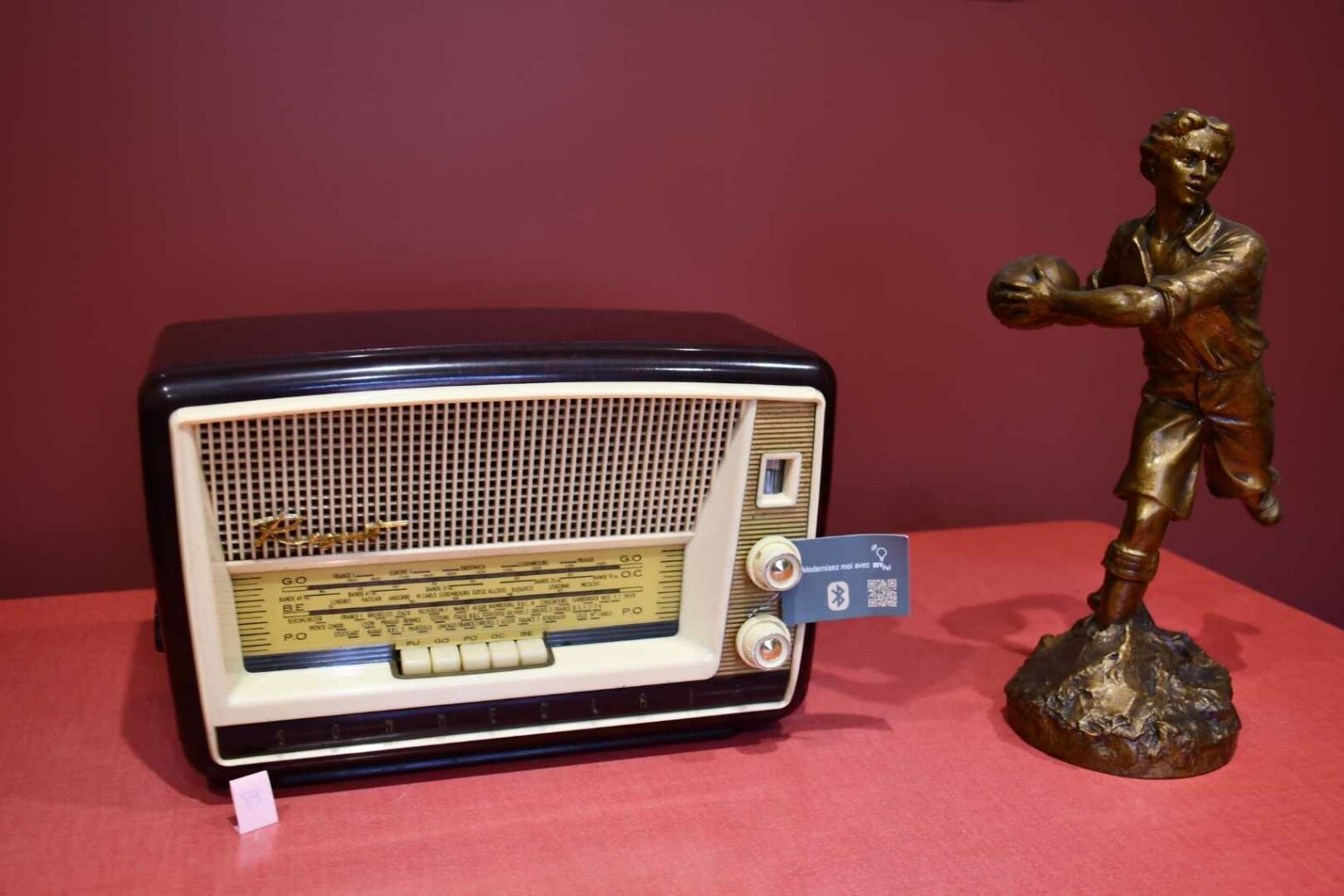 Poste TSF Sonneclair Regent à moderniser en enceinte Bluetooth