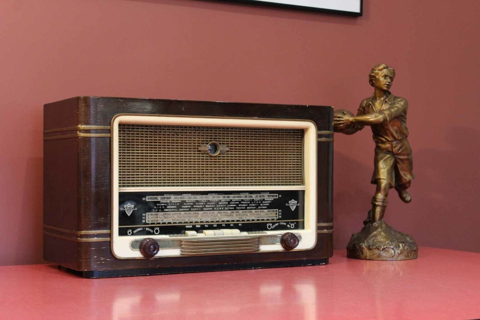 Poste TSF Clarville Olympic à moderniser en enceinte Bluetooth