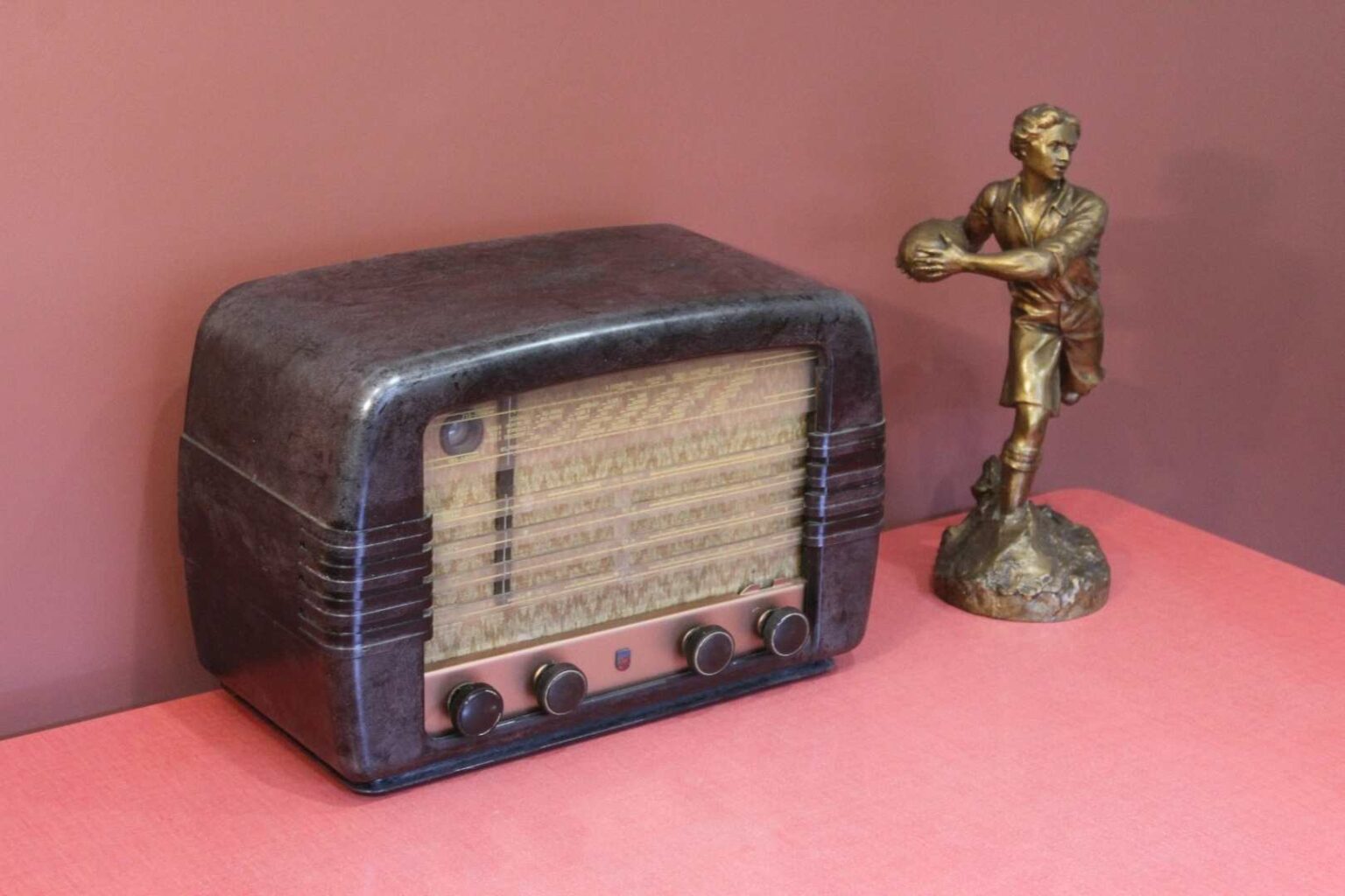 Poste TSF Philips 491 U à moderniser en enceinte Bluetooth