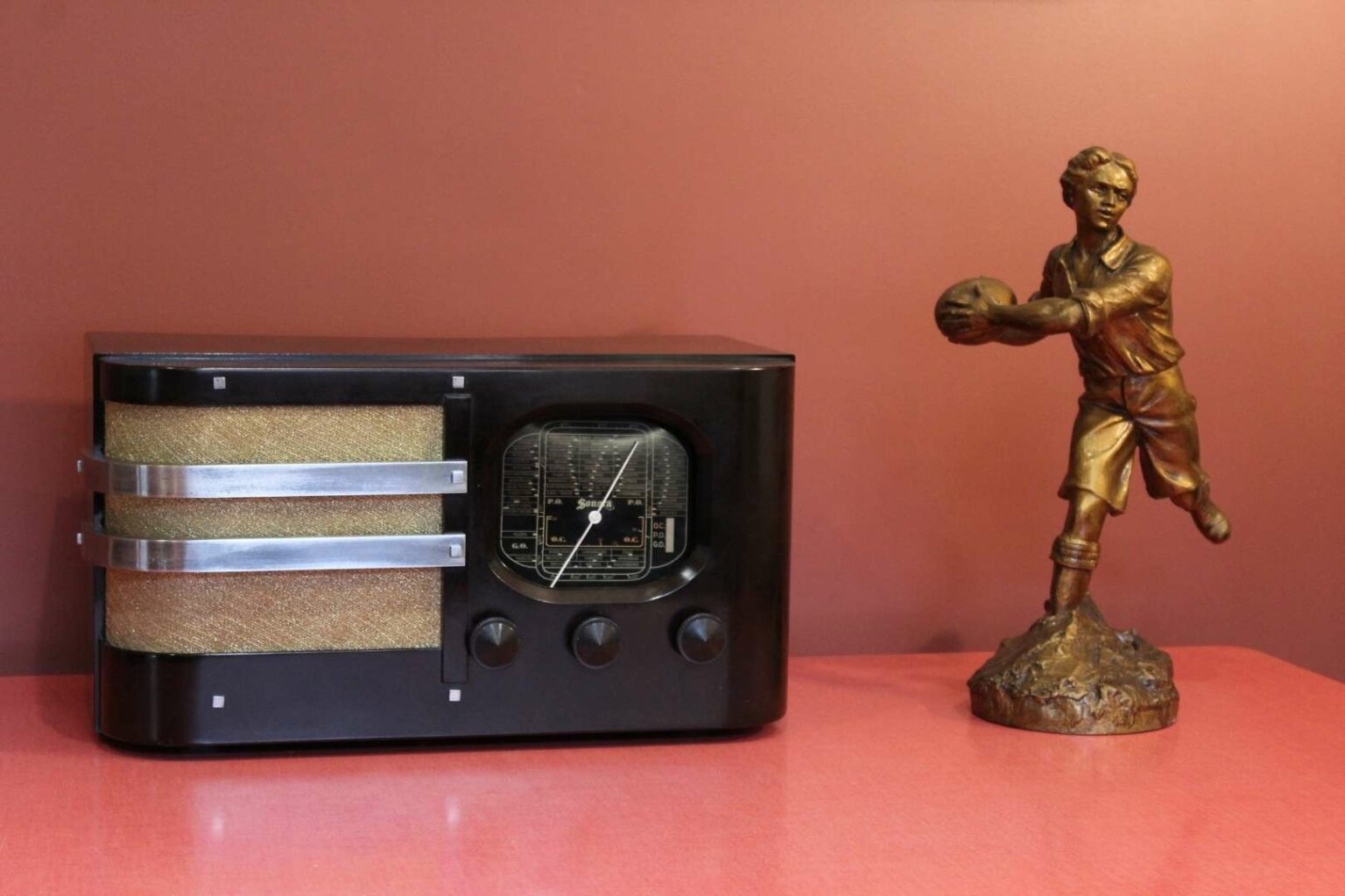 Poste TSF sonora VM1 à moderniser en enceinte Bluetooth