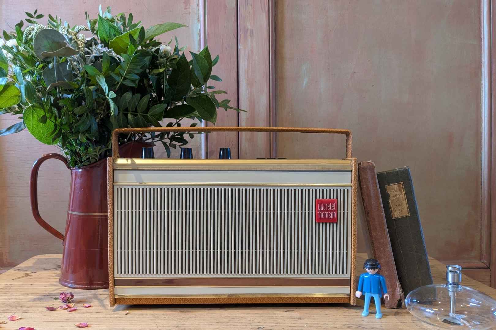 Poste TSF Ducretet Thomson RT 244 à moderniser en enceinte Bluetooth