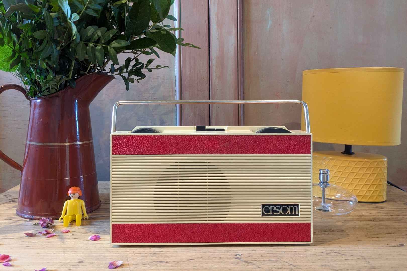 Poste Transistor Epsom R/38 à moderniser en enceinte Bluetooth