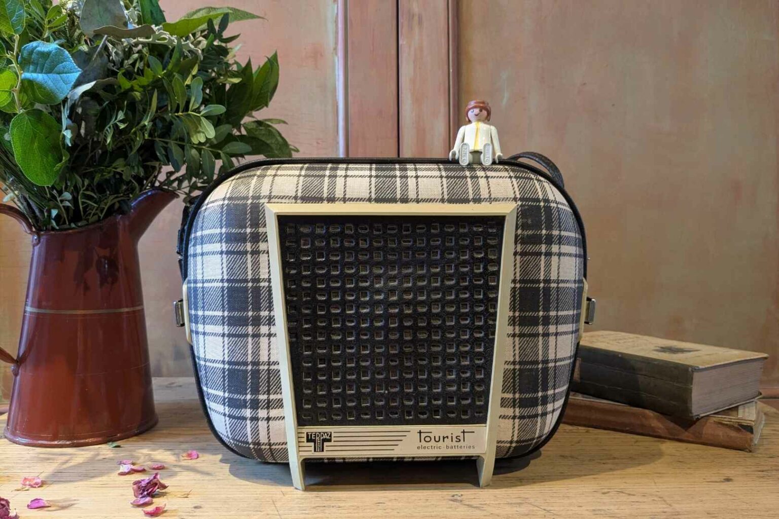 Poste Transistor Teppaz Tourist à carreaux à moderniser en enceinte Bluetooth